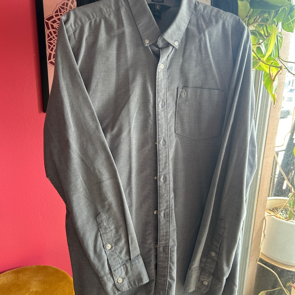 Volcom Men's Gray Button-Up Shirt